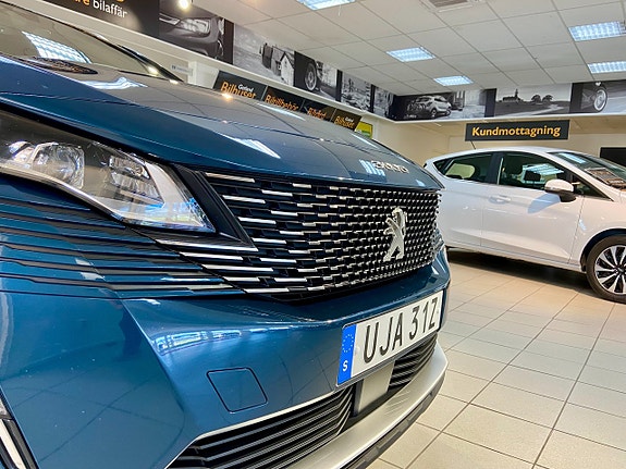 Peugeot 3008 14 of 16