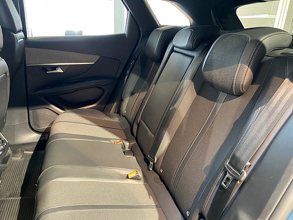 Peugeot 3008 9 of 16