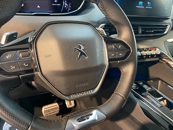 Peugeot 3008 11 of 16