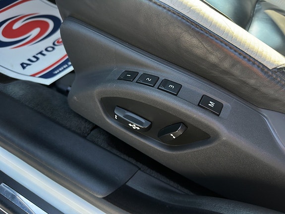 Volvo V70 9 of 27