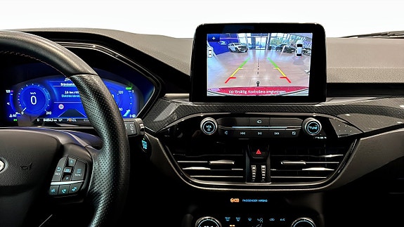 Ford Kuga 12 of 12