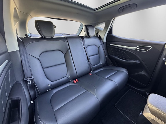 MG ZS EV 22 of 23