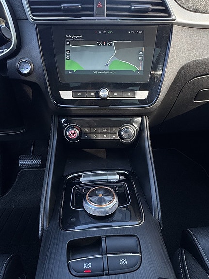 MG ZS EV 16 of 23