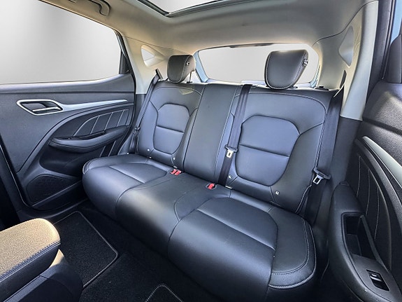 MG ZS EV 21 of 23