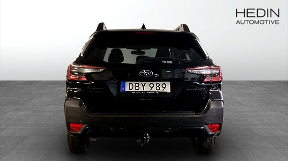 Subaru Outback 7 of 12
