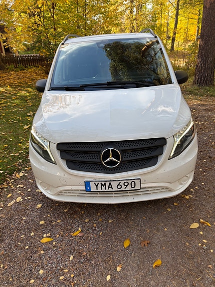 Mercedes-Benz Vito 119 2 of 7