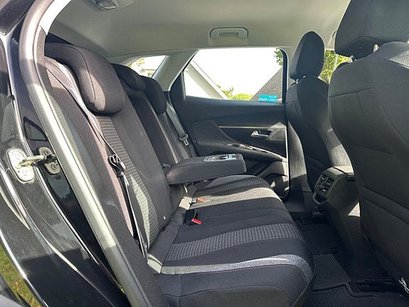 Peugeot 3008 14 of 20