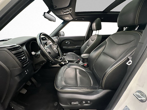 Kia Soul 10 of 28