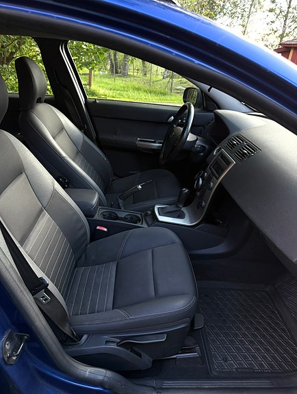 Volvo V50 6 of 7