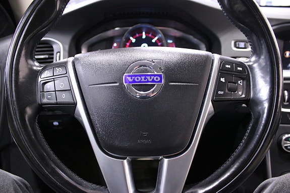 Volvo V60 25 of 27