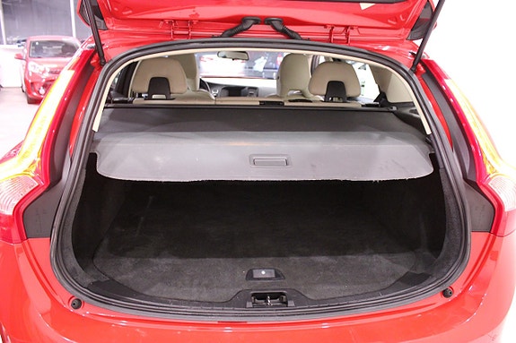 Volvo V60 21 of 27