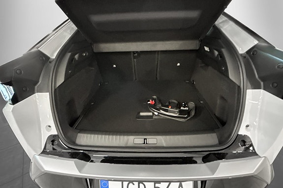 Peugeot e-3008 7 of 15