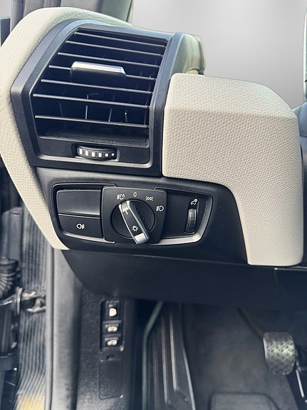 BMW i3s 11 of 30