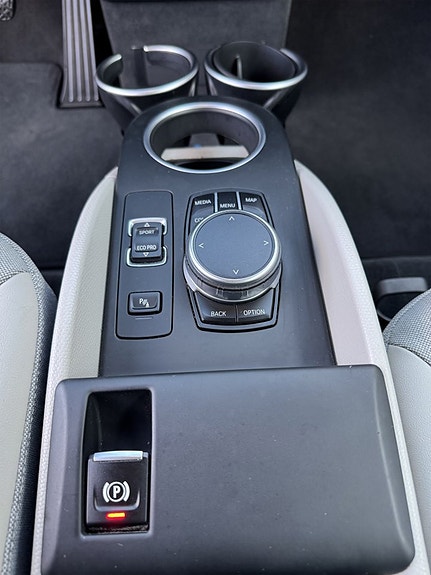 BMW i3s 17 of 30