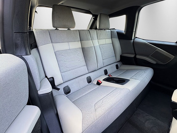 BMW i3s 27 of 30