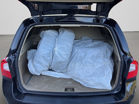 Volvo V70 21 of 23