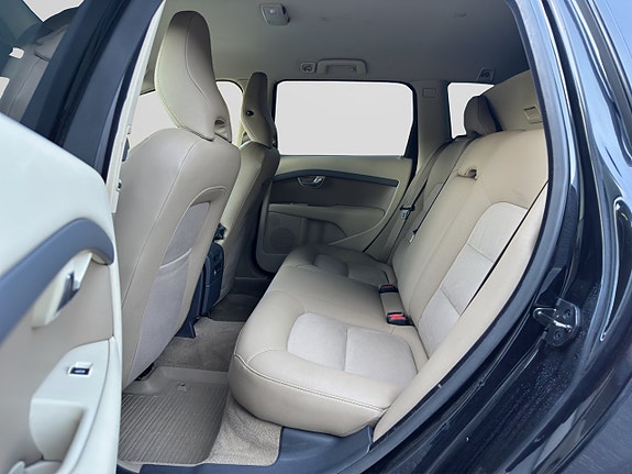 Volvo V70 19 of 23