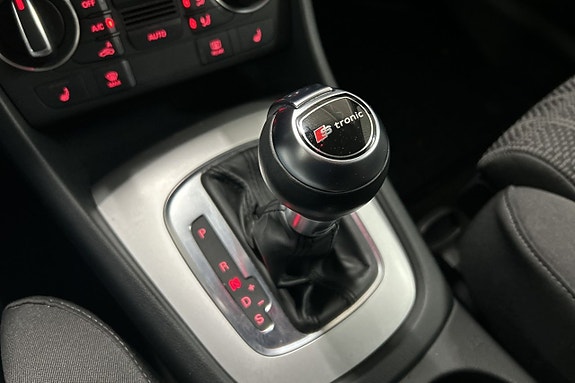 Audi Q3 15 of 25