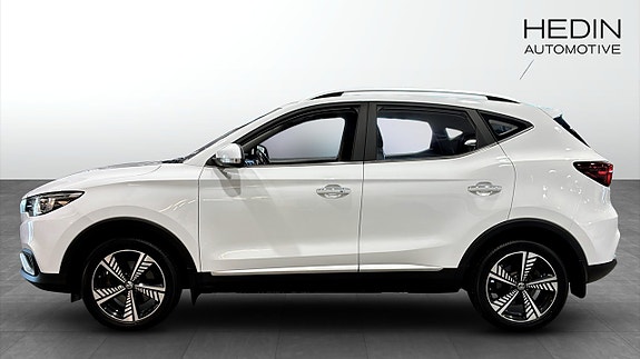 MG ZS EV 6 of 17