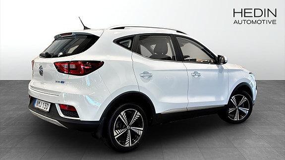 MG ZS EV 2 of 17