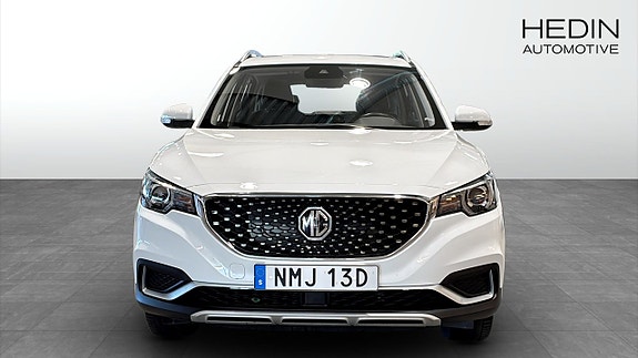 MG ZS EV 8 of 17