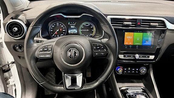 MG ZS EV 16 of 17