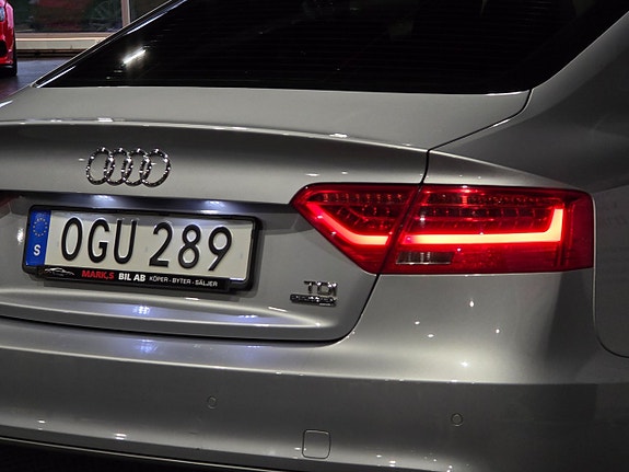 Audi A5 9 of 19
