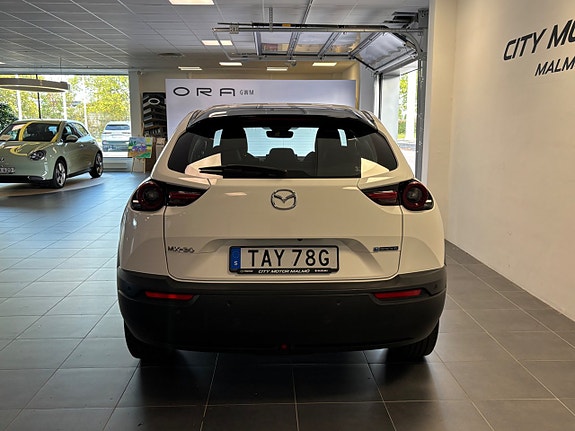 Mazda MX-30 4 of 7
