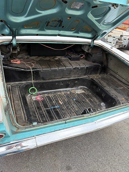 Chevrolet Biscayne 6 of 6