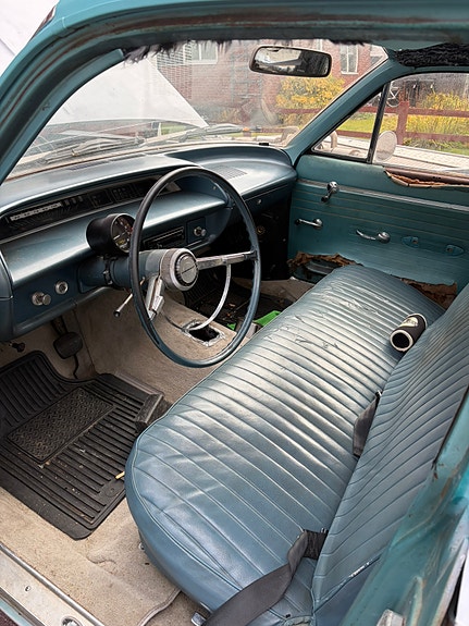 Chevrolet Biscayne 3 of 6