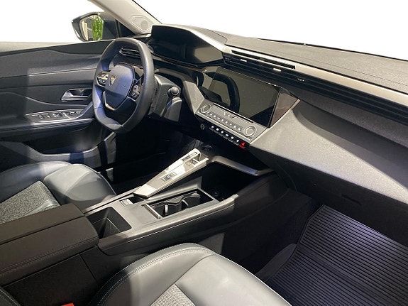 Peugeot 308 SW 4 of 14