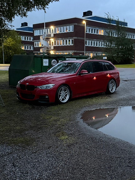 BMW 320d 5 of 8