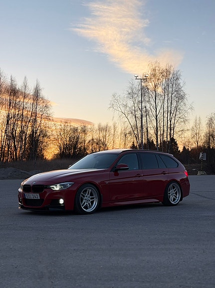 BMW 320d 3 of 8