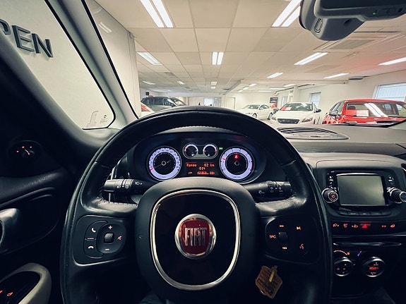 Fiat 500L 14 of 25
