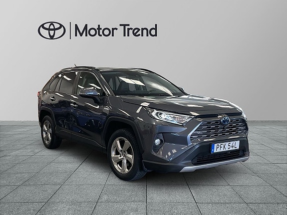 Toyota RAV4 7 of 20