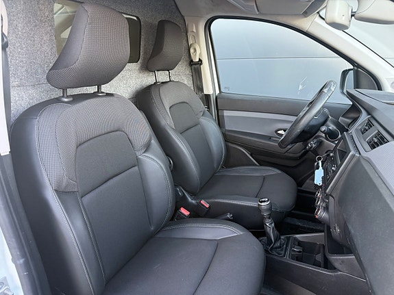 Renault Kangoo Express 21 of 23