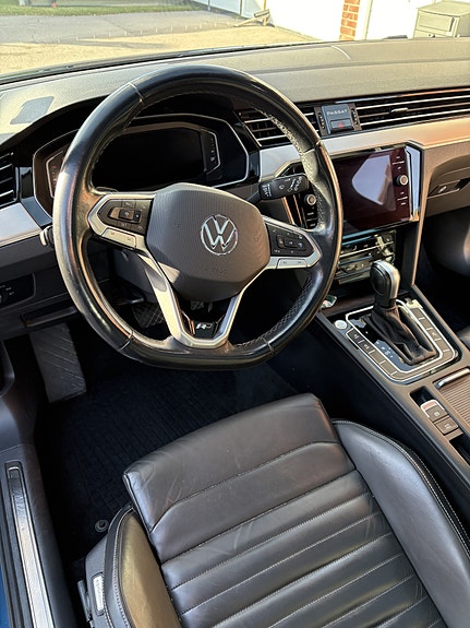 Volkswagen Passat 4 of 7