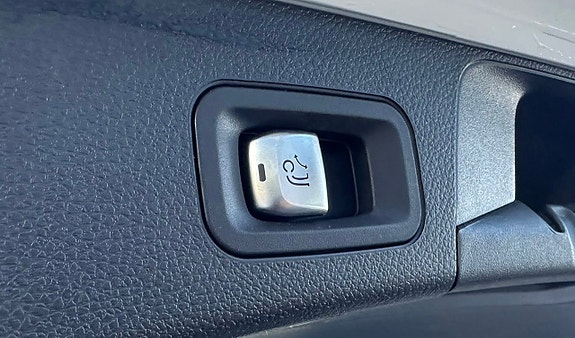 Mercedes-Benz C220 d 9 of 16