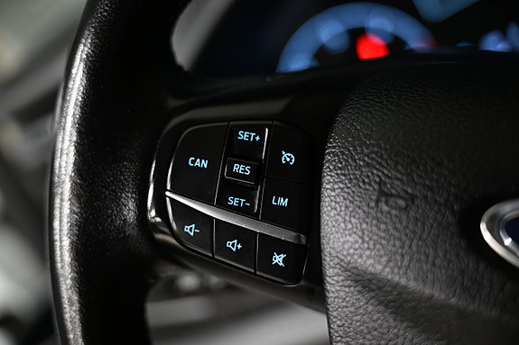 Ford Transit Custom 24 of 27