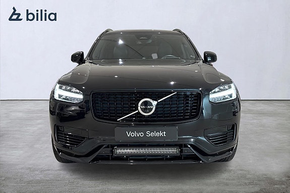 Volvo XC90 6 of 21