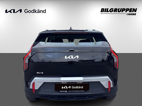 Kia EV3 7 of 17