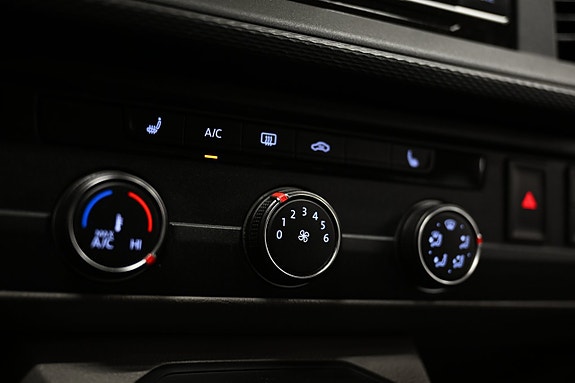 Volkswagen Transporter 27 of 30