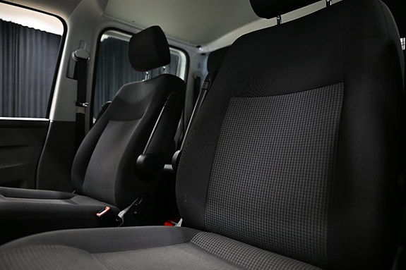 Volkswagen Transporter 23 of 30
