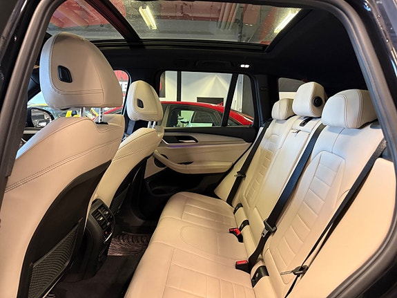 BMW X3 19 of 23
