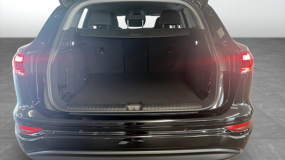 Audi Q6 e-tron 14 of 15
