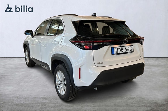 Toyota Yaris Cross 2 of 25