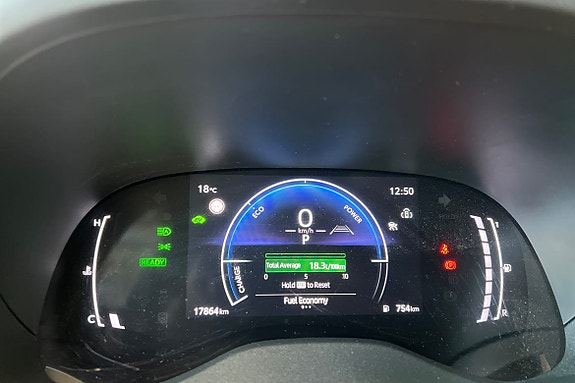 Toyota Yaris Cross 16 of 25
