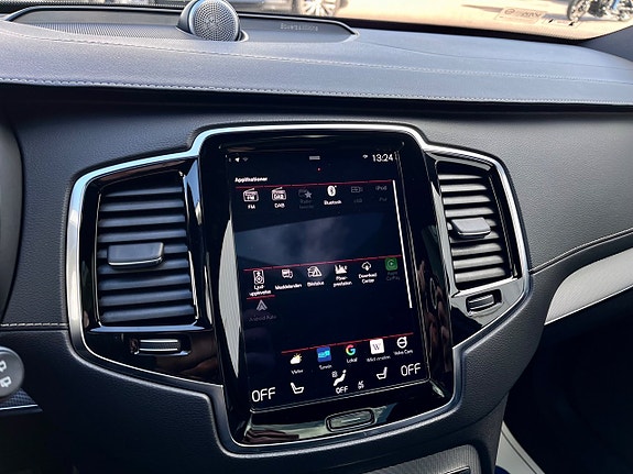 Volvo XC90 8 of 14