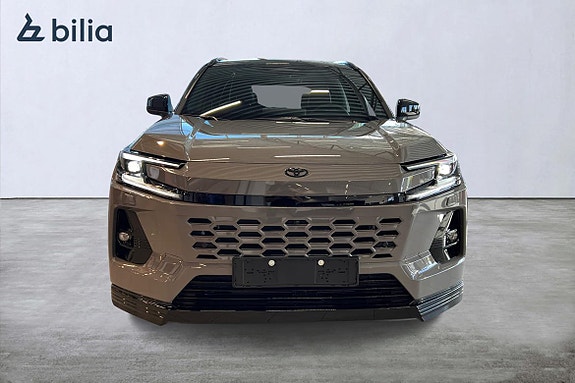 Toyota RAV4 6 of 28