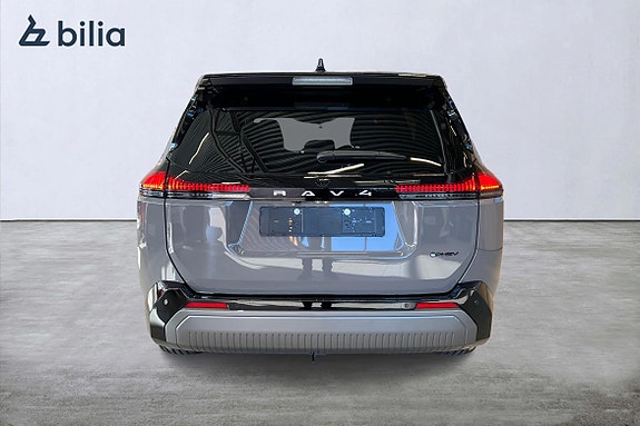 Toyota RAV4 5 of 28